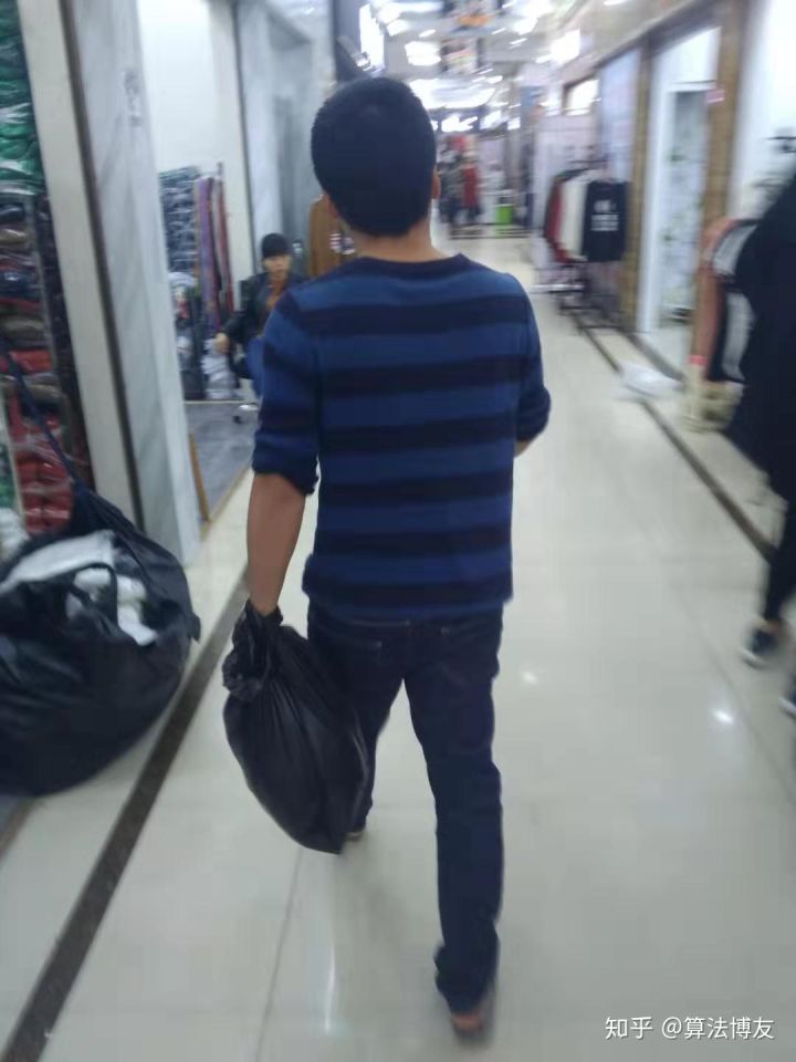 作为淘宝服装新手，该如何选择货源？