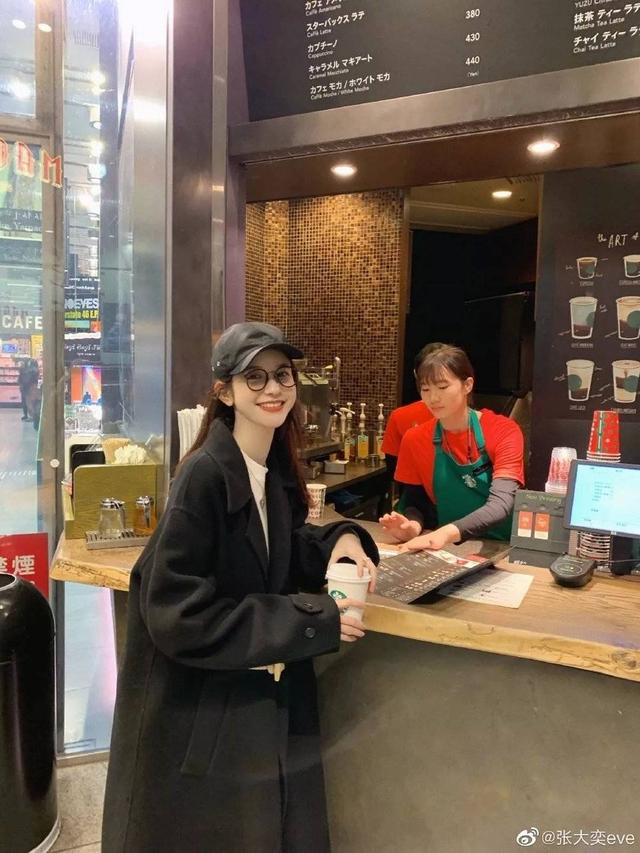 当薇娅、李佳琦通过直播电商赚的盆满钵满时，网红张大奕去哪啦？