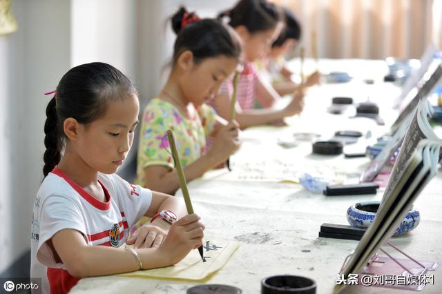 自媒体搬运还能赚钱吗，他们最后的下场怎么样，真实情况告诉你