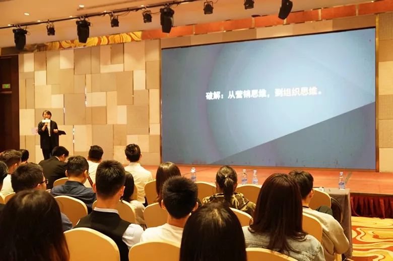 如何打造优质朋友圈，做好男性粉丝变现？让她教你这几招!