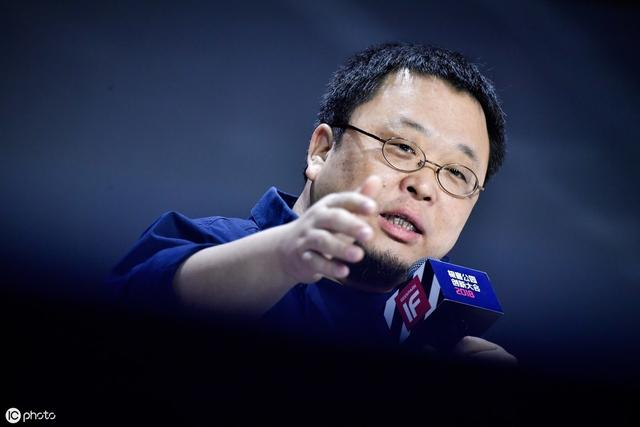 如果你喜欢老罗，不能错过这五个APP；如果不喜欢，那更不能错过