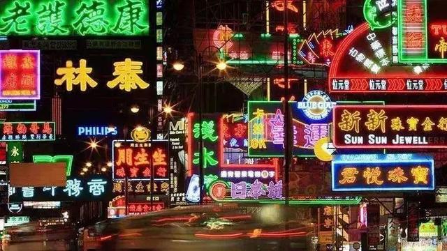 沪琛策划：2件事，成就了喜茶的独一无二