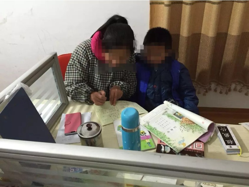 短视频|带着妻子死里逃生之后，他在义乌卖玩具，年销千万