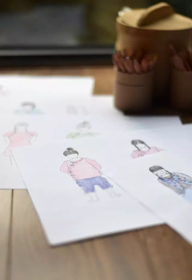 好的产品是会说话的，这家亲子服装店凭这个成交150万！