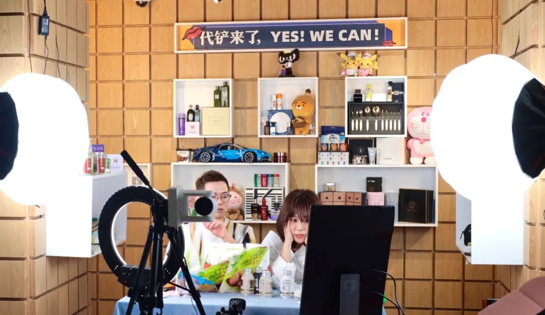 个月！她从淘宝店主转身成为头部达人"