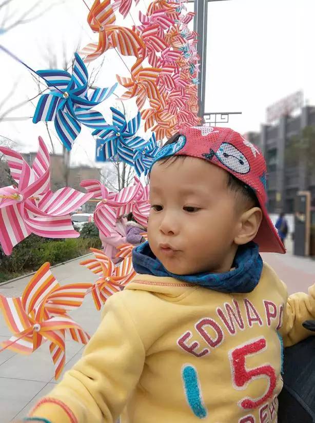 再见，曾经那个招人烦惹人厌、半月业绩15万的刷屏微商！