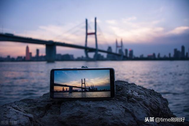 拍视频月入五千+,新手如何拿手机拍视频赚钱?这份攻略送给你