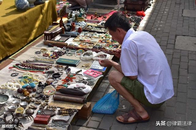 摆地摊卖什么最赚钱而且很受欢迎?地摊二十大暴利产品适合你吗?