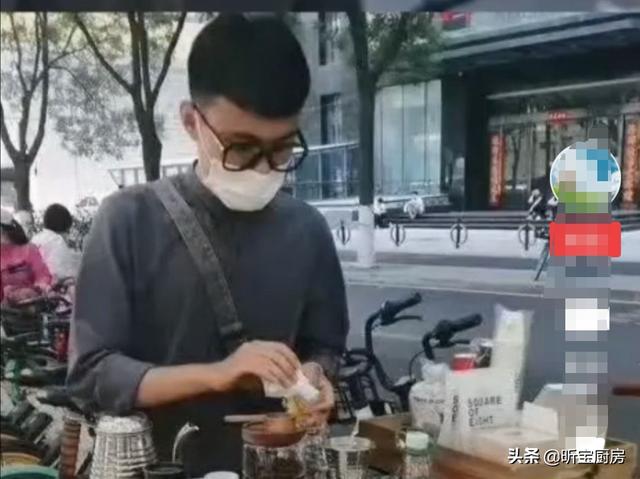 国家鼓励摆地摊了!卖这8种好吃的最赚钱,下班直接去摆摊