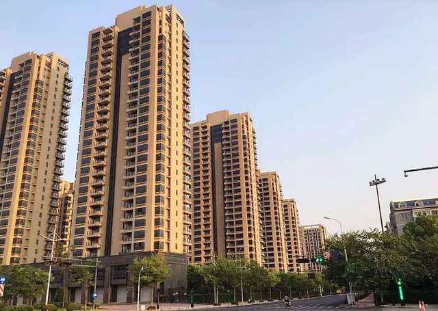 未来，这3个产业或比买房投资更赚钱，普通人也能做