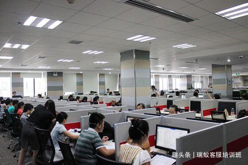 拼多多客服主要工作是什么,日咨询30人客服外包价格多少钱