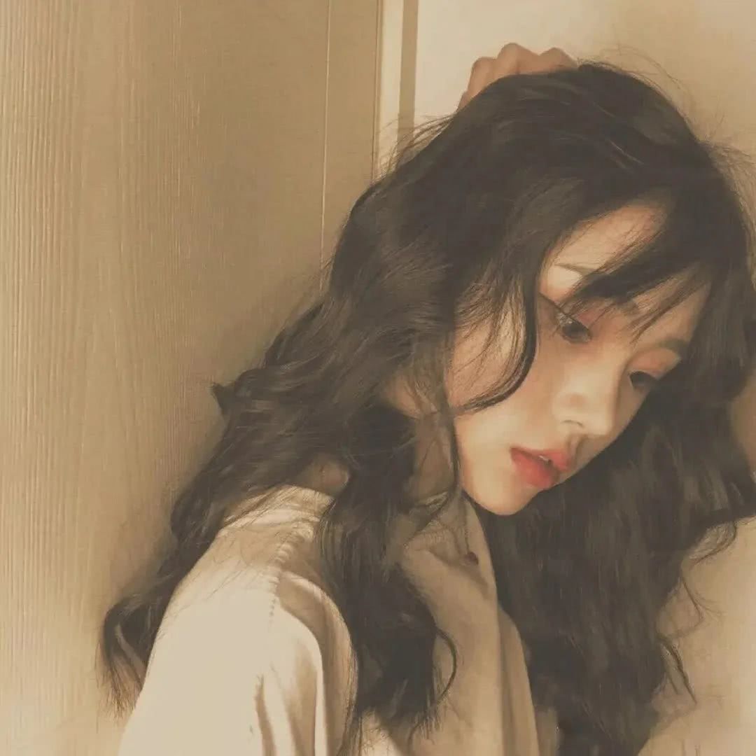 神仙~女生头像 | 夏天有着迟暮的霞光,正如晚来的你皆是笑意