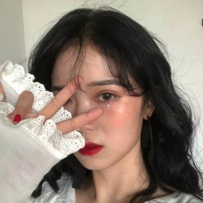 少女头像|你应该在淘宝上上架，因为你也是个宝贝